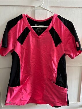 Grey’s Anatomy Professional Active Spandex Stretch Scrub top. Size Small